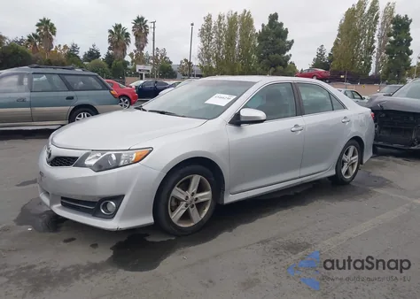 2014 Toyota Camry Se z USA, uszkodzony, nr VIN 4T1BF1FK3EU359280